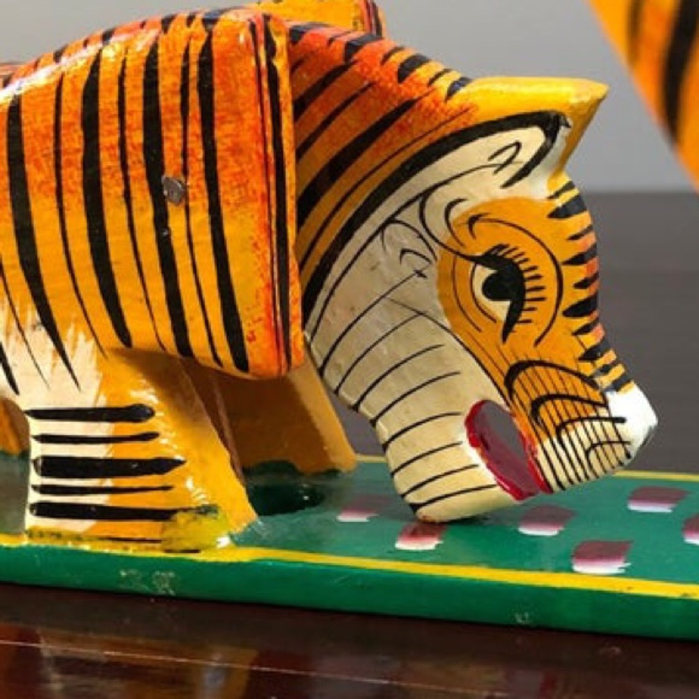 Vintage South Asian Eating Tiger Toy - Picture 13 of 15
